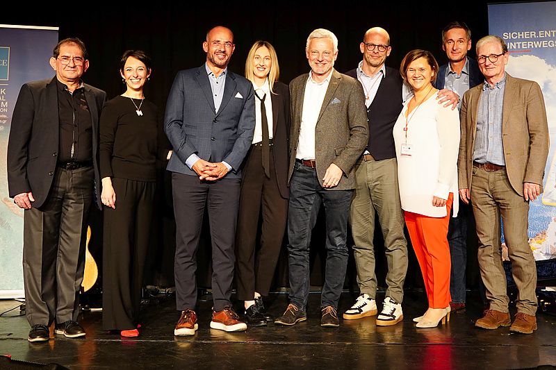 Unterhaltsamer Kabarettabend mit DERTOUR Austria