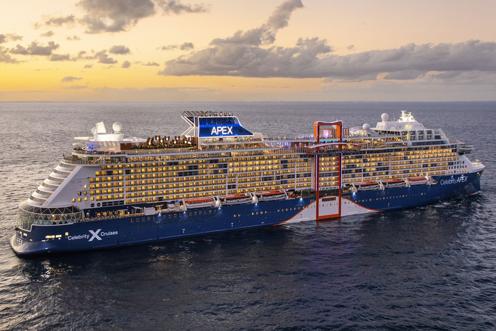 Zwei Ship Visits auf der Celebrity Apex