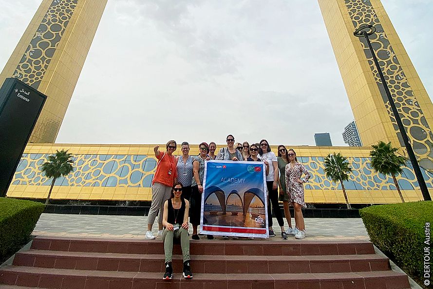 Knapp 400 Agents bei Campus Academy in Dubai